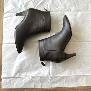 Nine West Size 5 Dark Brown Leather Boots